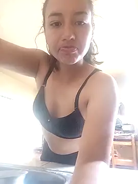 sabrinashowdsa online show from November 27, 2025, 4:09 pm