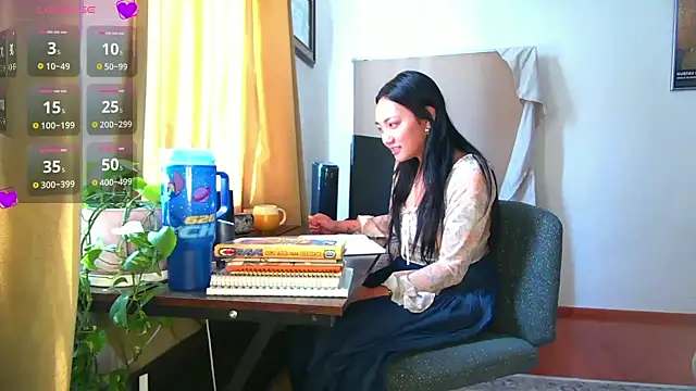 yuzhara online show from April 13, 2026, 3:17 pm