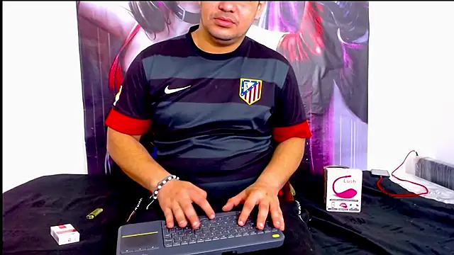 smith hot29 online show from September 9, 2025, 4:01 am