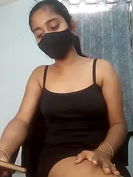 shrutee12 online show from December 17, 2025, 7:03 am