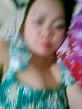 Snapshot of Hazel_20 chatting on September 22, 2025, 6:43 pm Hazel 20 online show from September 22, 2025, 6:43 pm