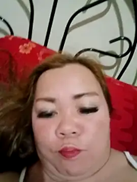 Snapshot of Hazel_20 chatting on February 5, 2026, 3:38 pm Hazel 20 online show from February 5, 2026, 3:38 pm