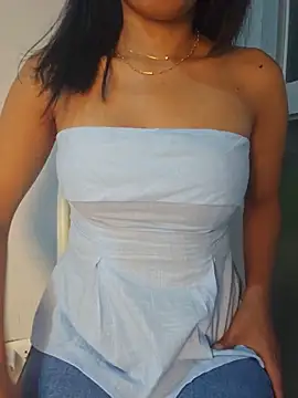 Miss Pompitas23 online show from June 8, 2026, 4:13 am