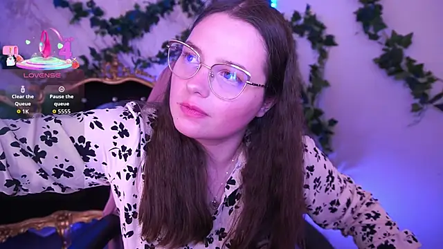 SophieDreamss online show from October 31, 2025, 2:40 pm