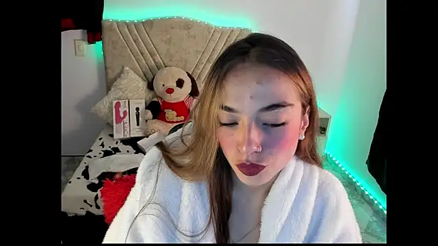 Mia Victoria22 online show from March 20, 2026, 4:23 pm