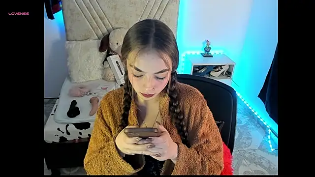 Mia Victoria22 online show from April 25, 2026, 2:36 am