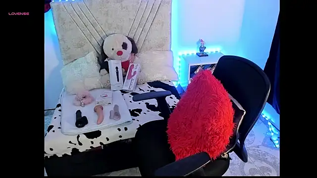 Mia Victoria22 online show from April 29, 2026, 2:04 am