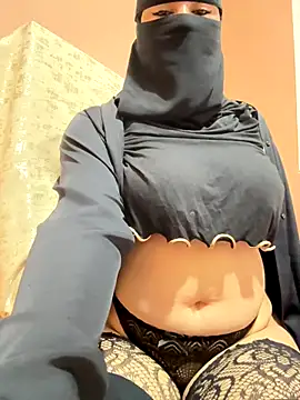  Laiali  online show from November 19, 2025, 12:27 pm