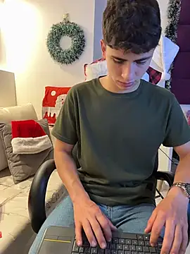 AdrianRinaldi online show from December 15, 2025, 8:13 pm