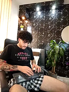 Rafael Mendezz online show from December 20, 2025, 8:27 pm