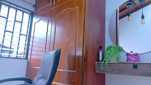 Jennifer Vega1 online show from April 12, 2026, 7:30 pm