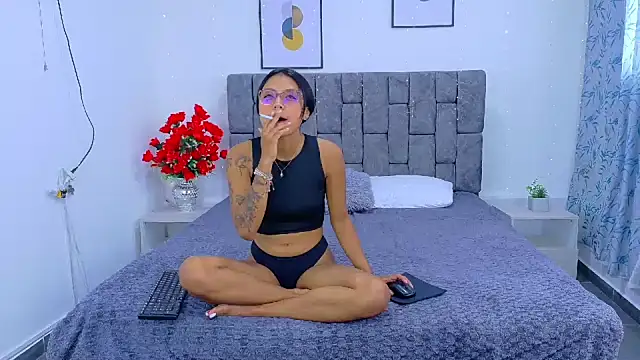 Soffia Konig  online show from January 8, 2026, 7:27 pm