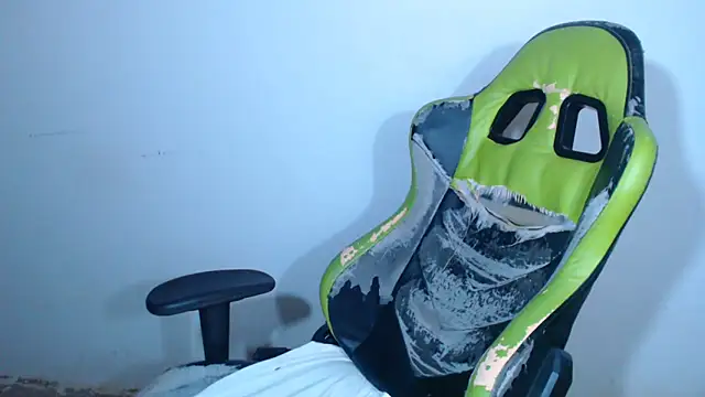 sensualduo online show from November 18, 2025, 11:15 pm