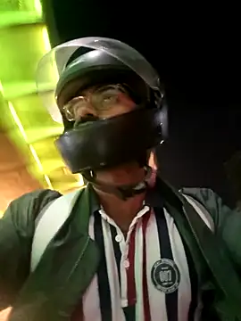 YoursThickDick online show from November 10, 2025, 5:23 pm