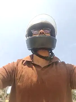 YoursThickDick online show from April 4, 2026, 6:33 am