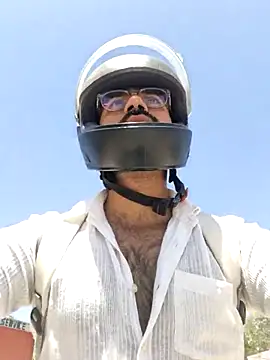 YoursThickDick online show from April 23, 2026, 5:52 am