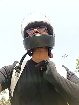 YoursThickDick online show from April 30, 2026, 5:47 am