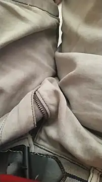 Snapshot of 8inches_DelhiBOY chatting on November 21, 2025, 7:40 am 8inches DelhiBOY online show from November 21, 2025, 7:40 am