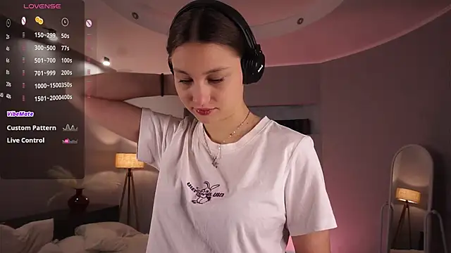 MercBoone online show from November 18, 2025, 9:58 am