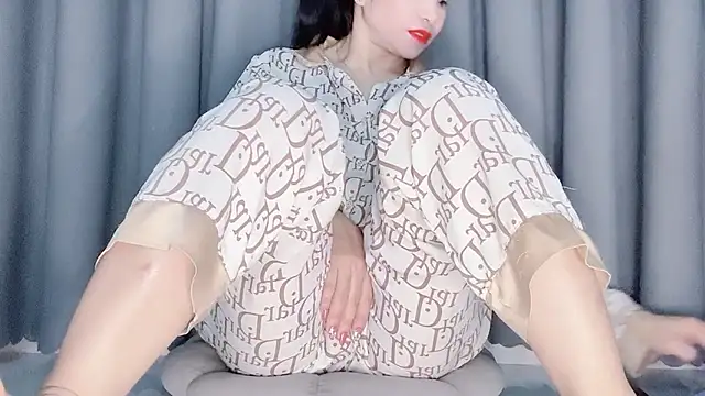   Joy69   online show from December 15, 2025, 12:42 pm