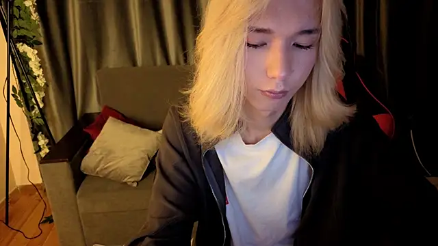 okerriella online show from January 10, 2026, 1:46 pm