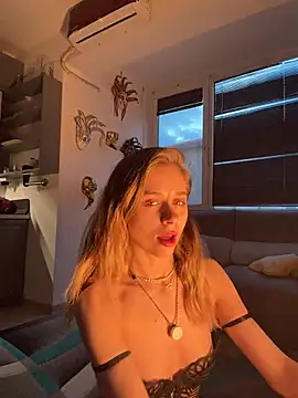 BabyAnais online show from March 28, 2026, 4:17 pm