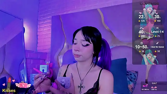 Niina Sissy online show from June 7, 2026, 5:22 am