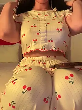 OnlyRima online show from October 7, 2025, 9:50 am