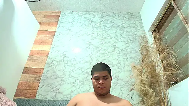 naomi campbel  online show from January 9, 2026, 8:32 pm