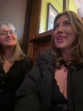 CurvyMILF Sienna online show from March 7, 2026, 3:42 pm