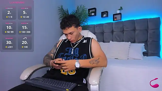 Thomas moon online show from February 17, 2026, 12:12 pm