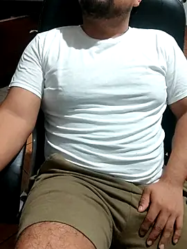 Snapshot of Hotknight chatting on September 15, 2025, 5:51 am Hotknight online show from September 15, 2025, 5:51 am