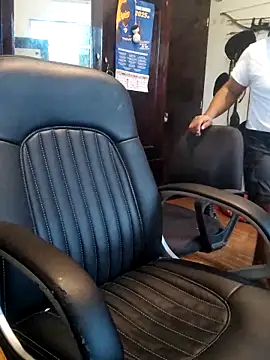 Snapshot of Hotknight chatting on December 19, 2025, 2:46 pm Hotknight online show from December 19, 2025, 2:46 pm