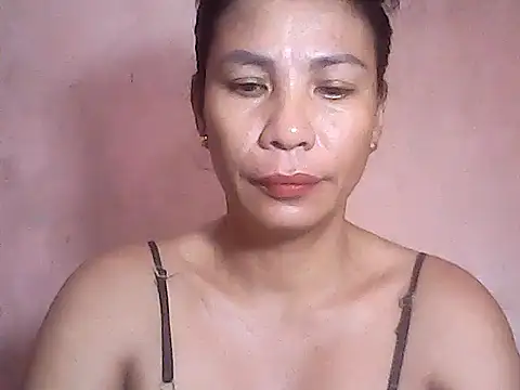 yummyasianxxx online show from June 7, 2026, 9:51 pm