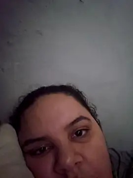 Snapshot of Gorditasexy2000 chatting on March 2, 2026, 9:43 pm Gorditasexy2000 online show from March 2, 2026, 9:43 pm