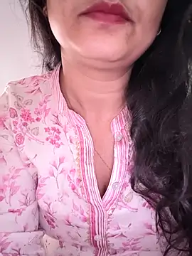 CUTE-PX online show from March 18, 2026, 2:04 am