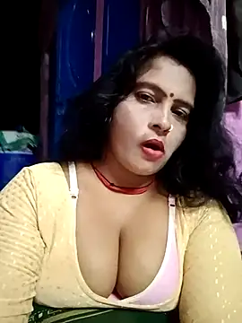 Hot komal1 online show from October 3, 2025, 1:19 pm