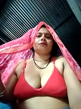 Snapshot of Hot_komal1 chatting on May 25, 2026, 9:21 pm Hot komal1 online show from May 25, 2026, 9:21 pm