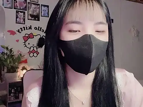 keelinnn19 online show from November 27, 2025, 7:27 pm