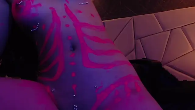 sophiaa 7 online show from October 31, 2025, 12:06 pm