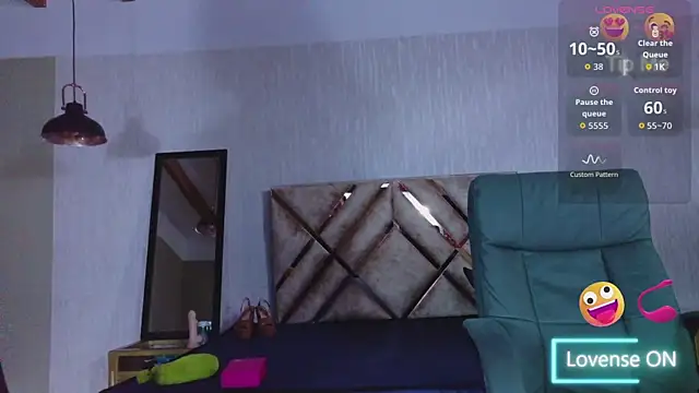 angeles azul online show from September 16, 2025, 1:12 pm