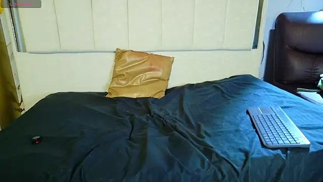 angeles azul online show from March 9, 2026, 1:04 pm