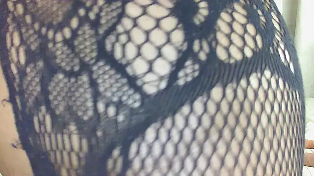 KittyMilfx3 online show from May 31, 2026, 3:26 am