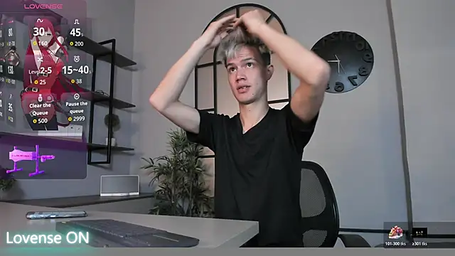 nicktorn online show from November 9, 2025, 11:52 am