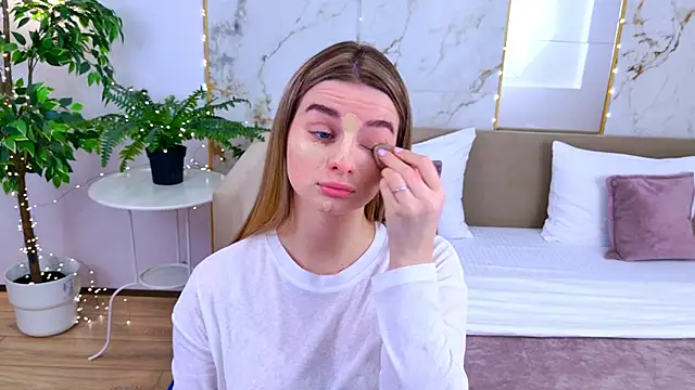 SweetyLicky online show from February 18, 2026, 7:54 pm