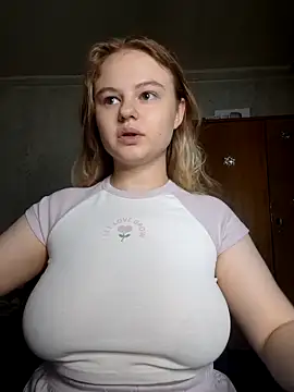 SlipperSherry online show from September 9, 2025, 8:41 pm