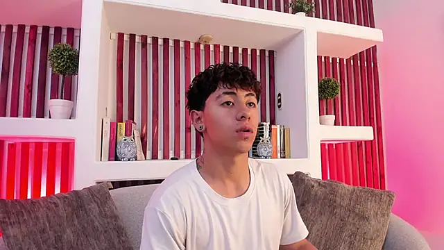 Snapshot of Troy_dalton chatting on September 23, 2025, 8:45 pm Troy dalton online show from September 23, 2025, 8:45 pm