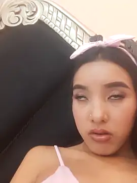 GabyGrifin online show from September 14, 2025, 2:54 am