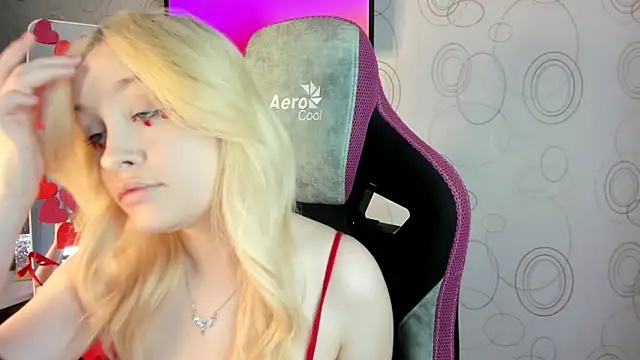 Julliakoill online show from February 14, 2026, 10:45 am