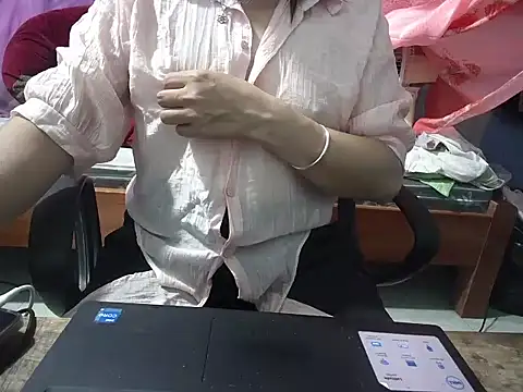 Xue weng online show from March 29, 2026, 1:44 pm